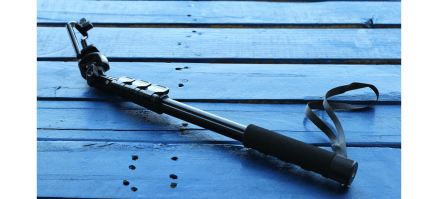 Чем отличается селфи-палка от монопода и штатива?